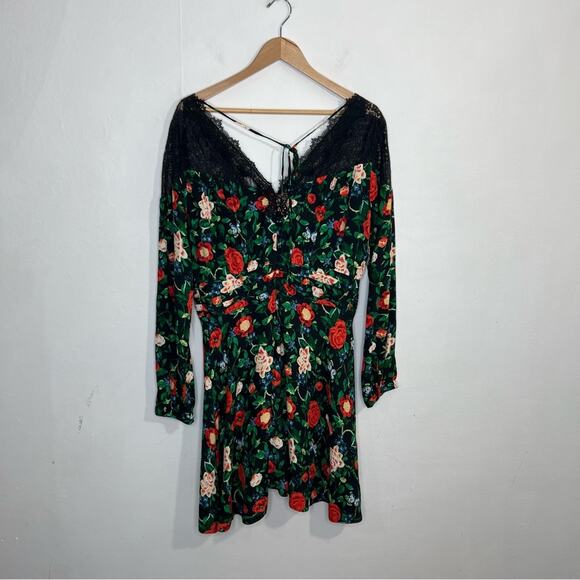 NWT Anthropologie Lacy V-Neck Mini Dress in Black Floral Motif Women’s Size 14 - Picture 6 of 16